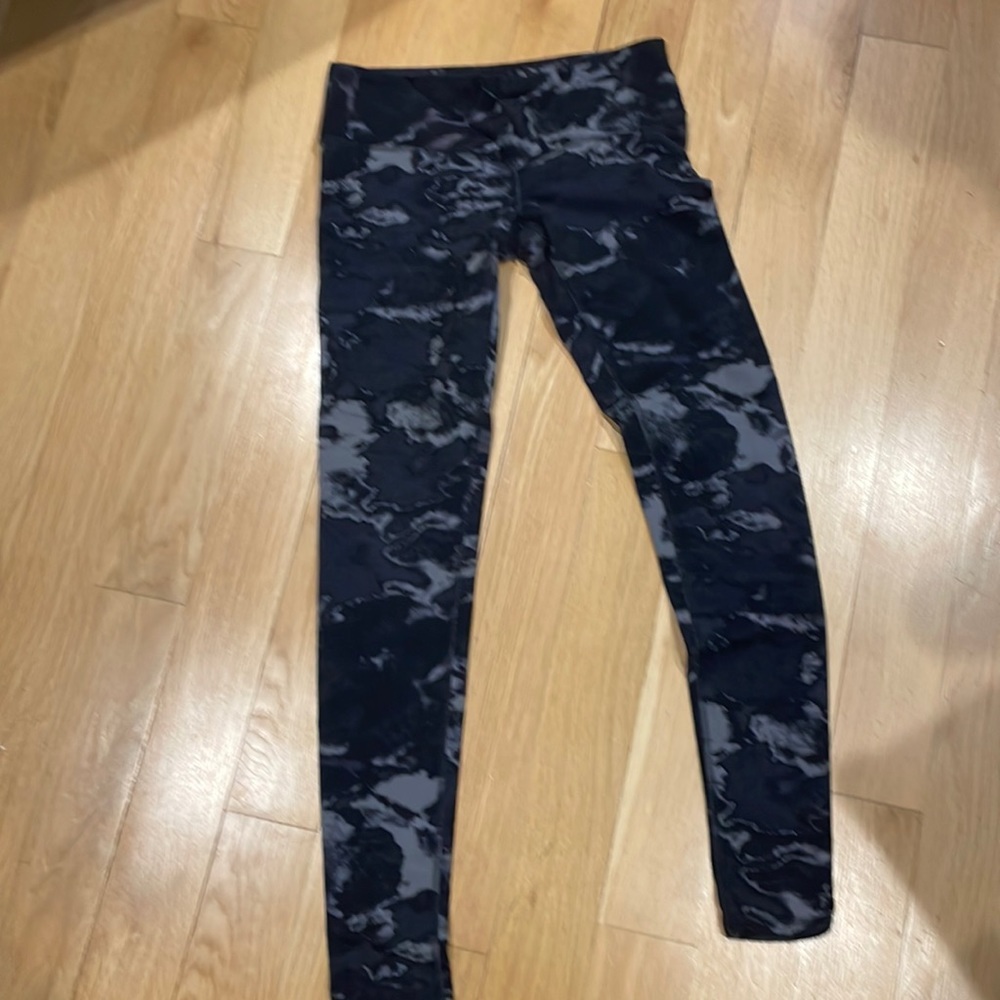 Blk and grey alo legging